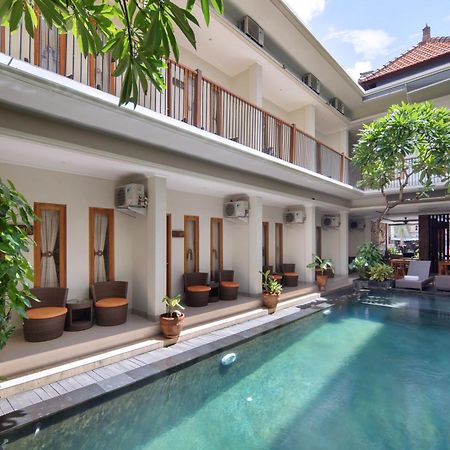 Angkul Angkul Segara Beach Kuta By Kamara Exterior photo