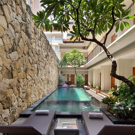 Angkul Angkul Segara Beach Kuta By Kamara Exterior photo